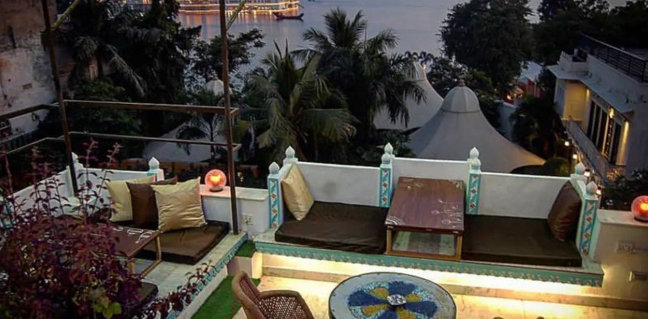hotel-img
