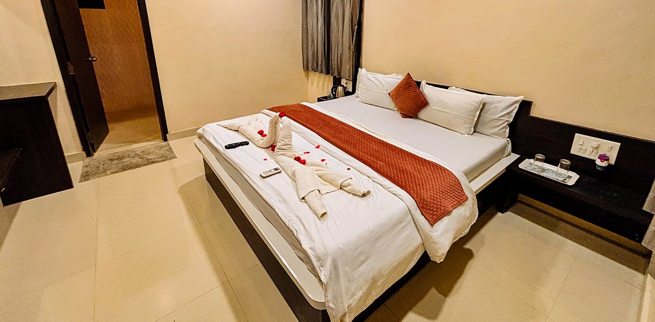 hotel-img