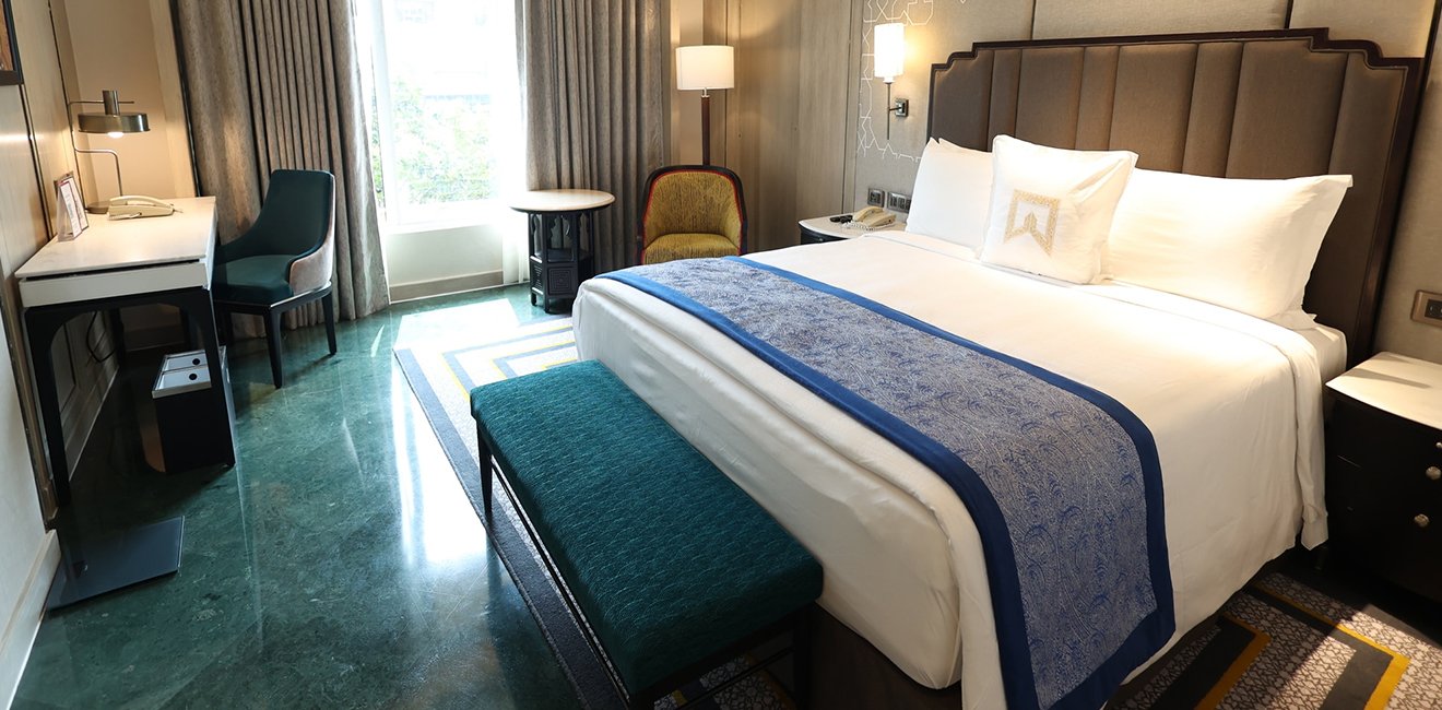 hotel-img